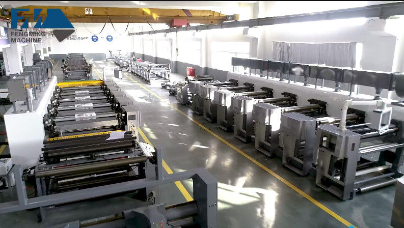 Μηχανή εκτύπωσης Flexo τύπου μανίκι με αυτόματο σύστημα φόρτωσης και εκφόρτωσης