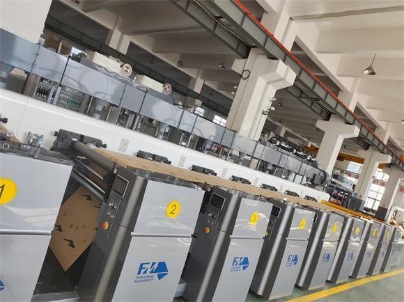 Μεγάλη ταχύτητα 4 χρώματα Flexo εκτυπωτική μηχανή Roll To Roll Flexographic εκτυπωτική μηχανή Flexographic εκτυπωτής