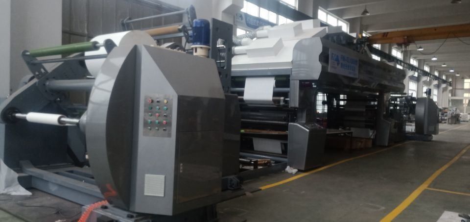 1350mm πλάτος Χημική λαμινίωση με βάση το νερό Χωρίς μηχανή πλαστικής επίστρωσης για χαρτί τέχνης