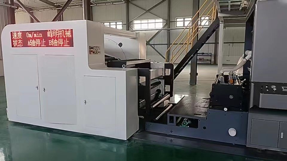 Μέγιστη μηχανική ταχύτητα 150m/min Μονάδα εκτύπωσης Flexo για μεγάλο ελαστικό με διάμετρο 1524mm