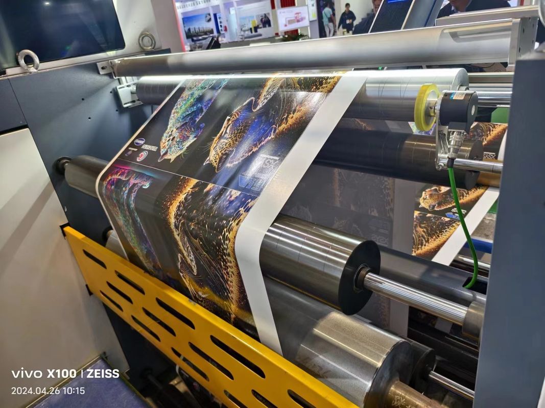 Μηχανή εκτύπωσης Flexo τύπου μανίκι με αυτόματο μαγνητικό ρυθμιστή φρένων σκόνης
