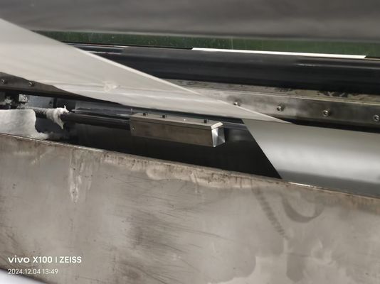 Μηχανή επικαλύψεως με κερί από χαρτί ζαχαροπλαστικής